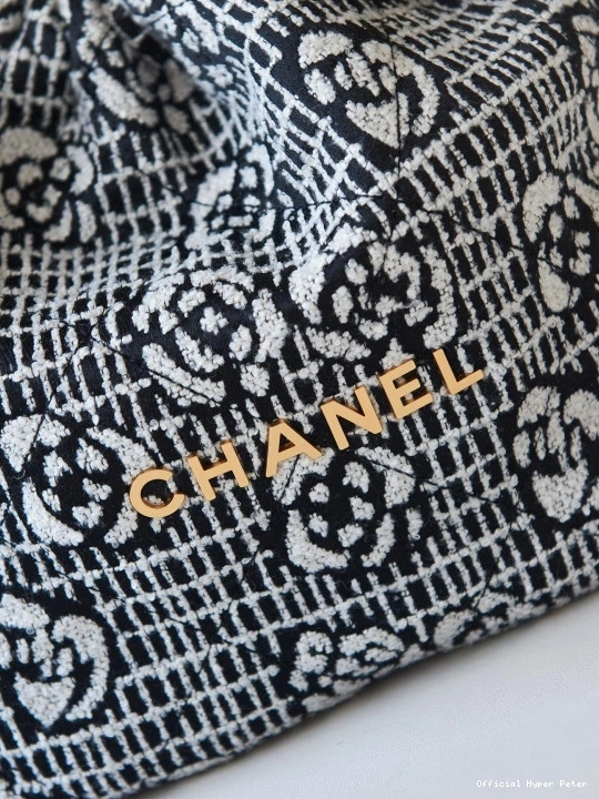 Hyper Peter HANDBAG 22 CHANEL 0816